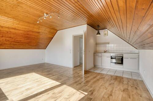 Wohnzimmer mit Küchenzeile - weiterer Blick - 