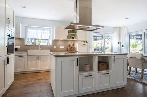 herzlich - Einfamilienhaus mit 220,00 m² in Biersdorf zum Kaufen