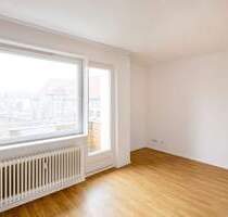 Bezugsfreie Traumwohnung: 2 Zimmer, Südbalkon und perfekter Grundriss in gefragter Lage Steglitz!! - Berlin