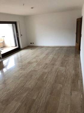 Wohnzimmer - Etagenwohnung mit 103,00 m&sup2; in Veitsbronn zur Miete
