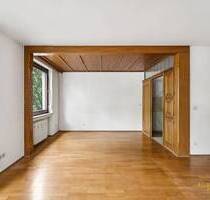 Großzügige Wohnung, mit Balkon und Tiefgaragenstellplatz, in guter Lage - zu verkaufen - Straubing