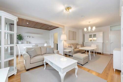 Wohnzimmer - Einrichtungsbeispiel - 4 Zimmer Etagenwohnung in Straubing