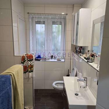 Badezimmer - Etagenwohnung mit 70,00 m&sup2; in Nürnberg zum Kaufen