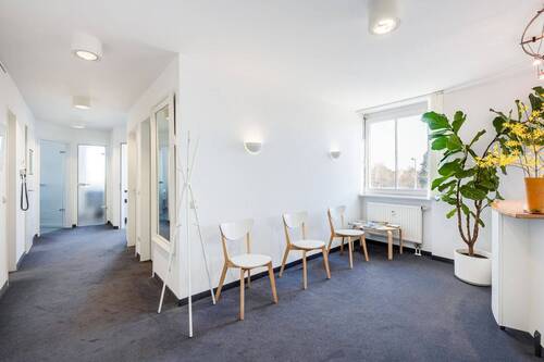 Wartebereich - Büro in Neuried zum Kaufen