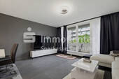 Wohnzimmer 1 - Einziehen und Wohlfühlen - sanierte 2-Zimmer-Wohnoase in Durlach!