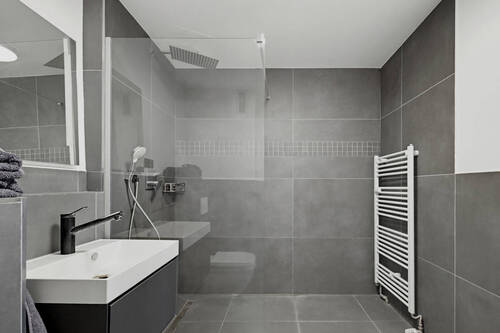 Dusche 2 - 