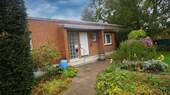 Hausansicht - Kaufpreisreduzierung!! Freistehender Bungalow in ruhiger Wohnlage