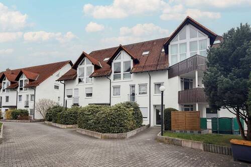 Hausansicht Eingang Ansicht 01 - 