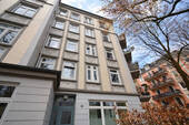 Hausansicht - 2 Zimmer Etagenwohnung zum Kaufen in Hamburg