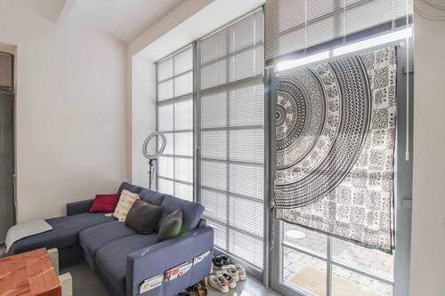 Eingangsbereich linke Wohnung - 