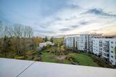 Weitblick in den grünen Innenhof - Etagenwohnung mit 84,00 m&sup2; in Berlin zum Kaufen