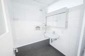 Modernisiertes Bad - Etagenwohnung mit 64,90 m&sup2; in Berlin zum Kaufen