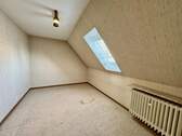 kleines Zimmer im Dachgeschoss - 