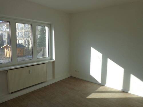 Schlafzimmer - Etagenwohnung mit 62,50 m&sup2; in Magdeburg zur Miete