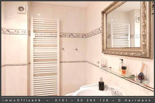 Bad mit Walk-In-Dusche - 