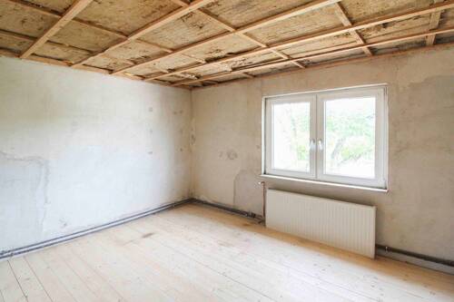 (17) Schlafzimmer OG - 