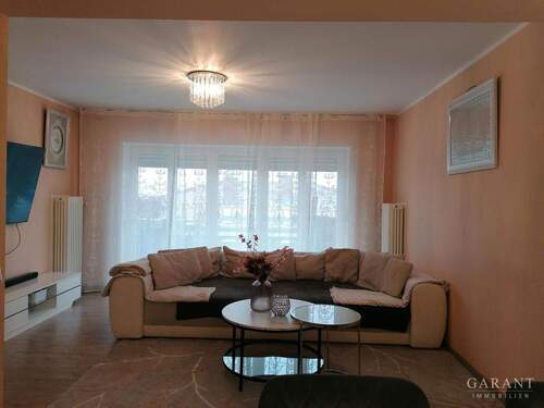 Wohnzimmer - 4 Zimmer Reihenmittelhaus in Grafenau