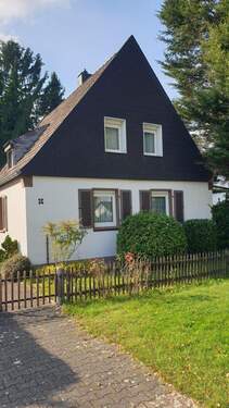 Bild 2 - 6 Zimmer Einfamilienhaus zum Kaufen in Krefeld