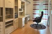 flexibles Zimmer - Straubing-Ost: Helle 3-Zimmer-Wohnung mit TG-Stellplatz - bezugsfertig