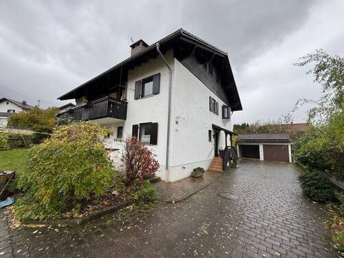 Außenansicht - Etagenwohnung zum Kaufen in Eschenlohe