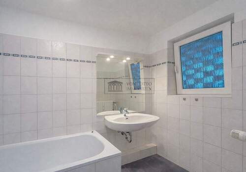 Wohlfühlen im Tageslichtbad - Etagenwohnung mit 56,00 m&sup2; in Reinbek zum Kaufen