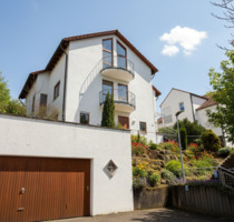 Schicke, helle 1-Zimmer-Einliegerwohnung m. EBK in herrlicher Aussichtslage an Einzelperson - Leinfelden-Echterdingen Stetten