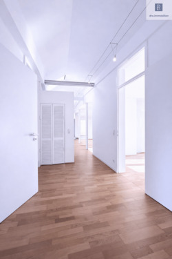 Offener Flur - 4 Zimmer Etagenwohnung in Köln