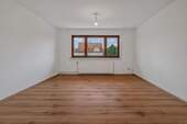 Zimmer 2 im OG - 