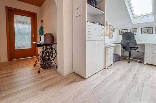 Flur-Galerie - 3 Zimmer Etagenwohnung in Obermichelbach