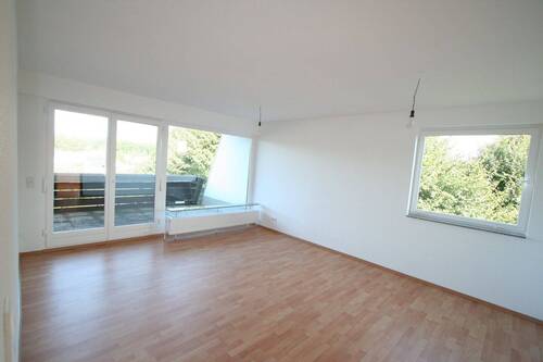 helles Wohnzimmer! - 2 Zimmer Etagenwohnung in Lehrte