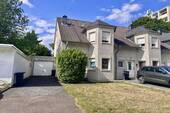 Ansicht Haus - Charmantes Einfamilienhaus mit großem Garten und Garage in Köln-Grengel