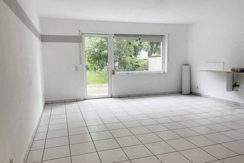 Wohnzimmer - 4 Zimmer Einfamilienhaus zum Kaufen in Köln