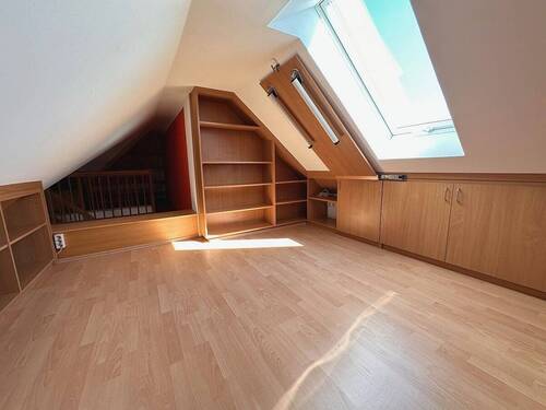 ausgebautes Dachgeschoss_ Schlafzimmer 4 - 