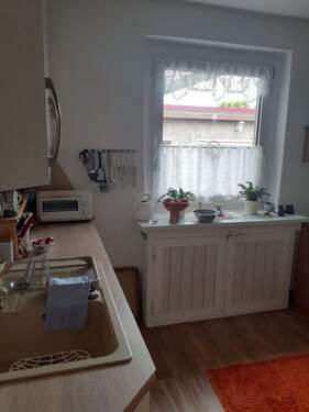 Küche mit Fester zum Hof.jpg - 