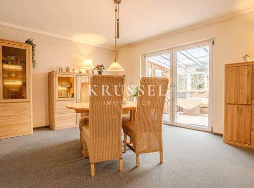 ...und Anbindung an den Wintergarten. - 