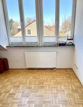 Kinder- Gästezimmer, Büro - 2 Zimmer Etagenwohnung in München