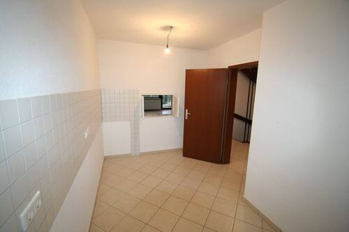 Küche mit Durchreiche! - 5 Zimmer Einfamilienhaus in Burgdorf