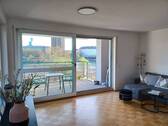 Wohn-/ Essbereich Ansicht I - 2 Zimmer Etagenwohnung zum Kaufen in Frankfurt am Main