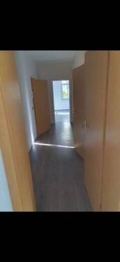 Bild 1 - 2 Zimmer Etagenwohnung zur Miete in Netzschkau