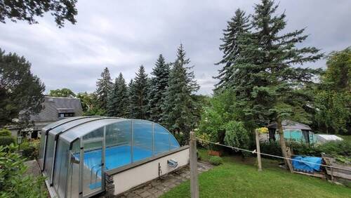 überdachter Pool - 
