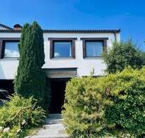 Gepflegtes Einfamilienhaus mit Garage, Studio und großem Wohnbereich in Kempten