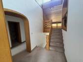 Treppe ins Obergeschoß - 