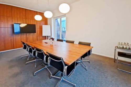 Signature_Hamburg, Jungfernstieg_Germany_Centre 56 - 