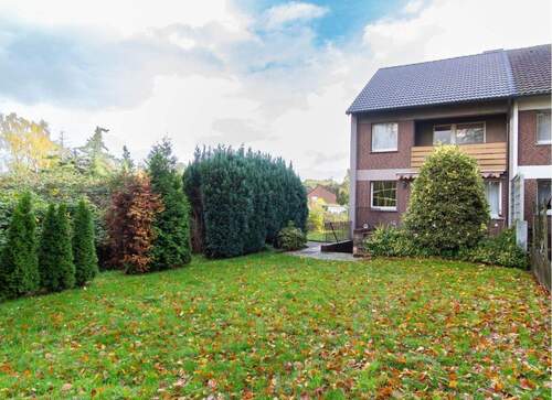 14. Außenansicht - Reihenendhaus mit großer Ausbaureserve im Dachboden