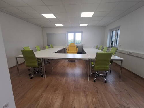 Büro 4 - 