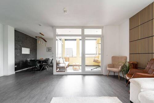 Bild 3 - 4 Zimmer Etagenwohnung in Pforzheim