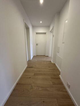 Flur - 3 Zimmer Etagenwohnung zur Miete in Schwerte