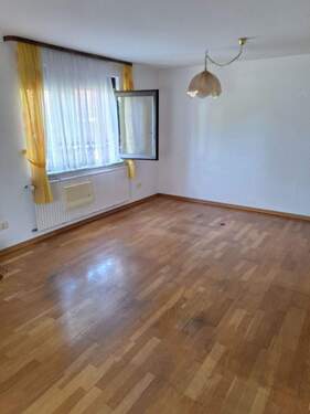 Wohnzimmer im EG - 