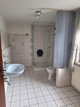 Bad im EG - 