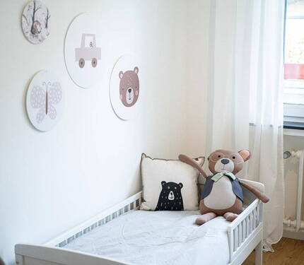 Helles Kinderzimmer - 